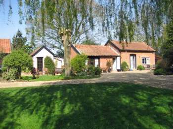 Self Catering Holiday Cottages In Dedham Vale Constable Country