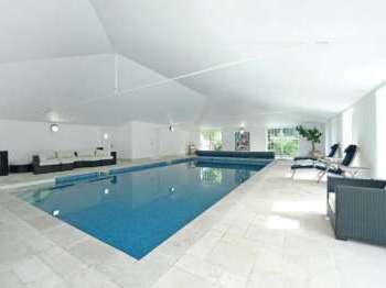 Cottages With Swimming Pools Sleeps 12 Upwards Cottages With