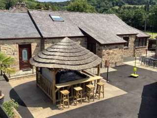 The Haven - Luxury Sheltered Hot Tub & Games Room, Derbyshire,  England