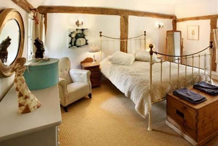 Bedroom accommodation